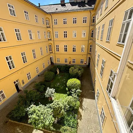 Chez Marie Rum i privatbostad Budapest